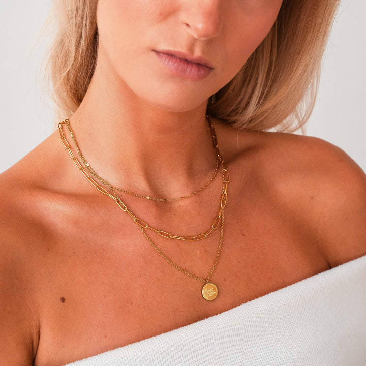 Geya Necklace