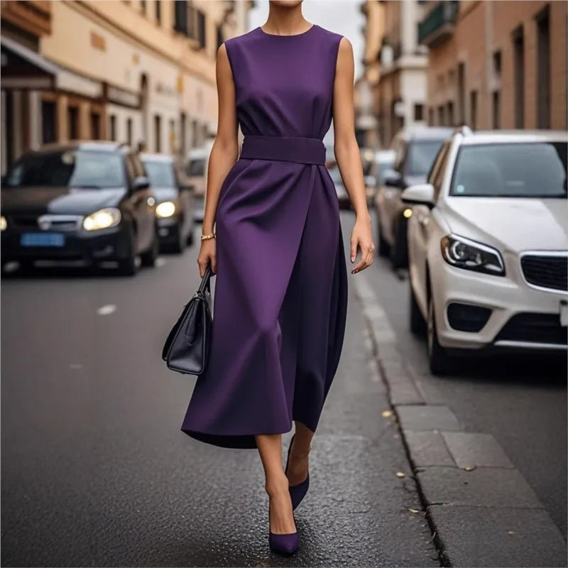 Hayden Ryve | Elegant Round Neck Dress